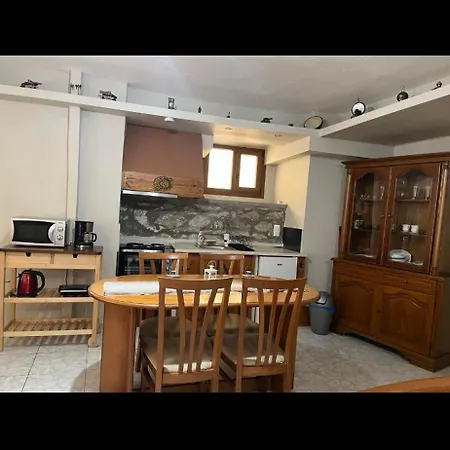Old Kamares كافالا