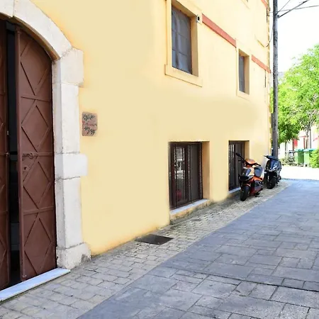 Old Kamares Apartman