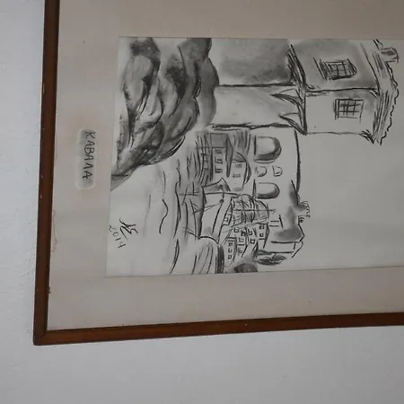 Old Kamares Apartment *